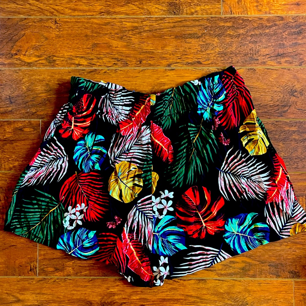 3XL SHEIN Black Tropical Shorts